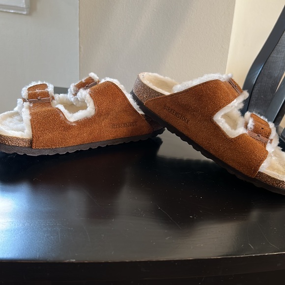 Birkenstocks - Arizona Shearling Suede Leather - Picture 2 of 5